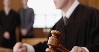 Phiên tòa là gì? Phiên tòa sơ thẩm được quy định như thế nào? 